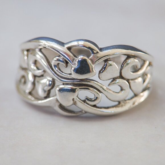 Sterling Silver Scroll & Heart Band Ring – Openwork “P. Ster” Design (Size 7.75) - Picture 3 of 11